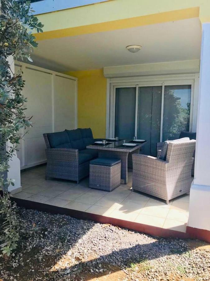 Appartement Au Bord de Mer Le Moule Exterior foto